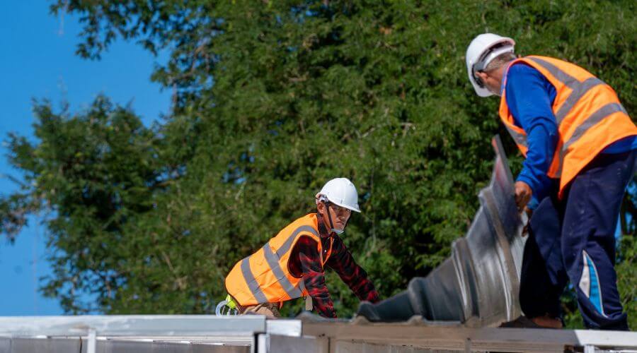 Expert flood damage restoration services in Parsons, KS